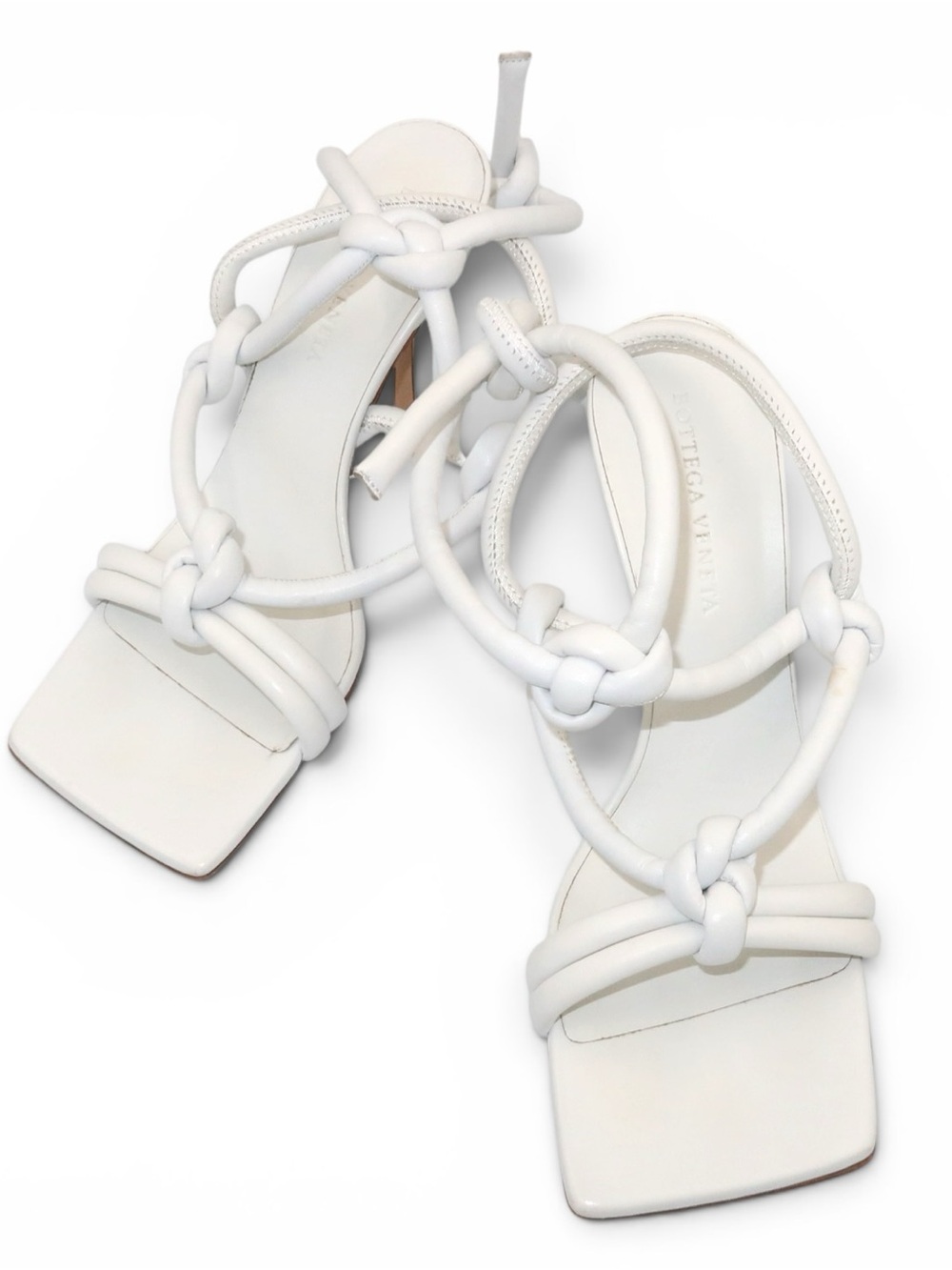 Bottega Veneta Knot Sandals in Nappa Leather | Size 37 | White